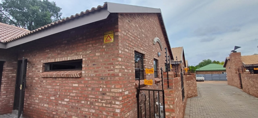 2 Bedroom Property for Sale in Die Bult North West